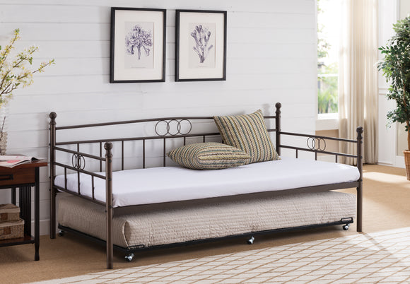 Daybeds & Trundles